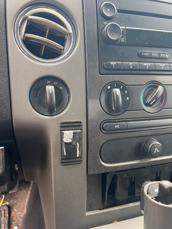 2004 Ford F-150 Image 16