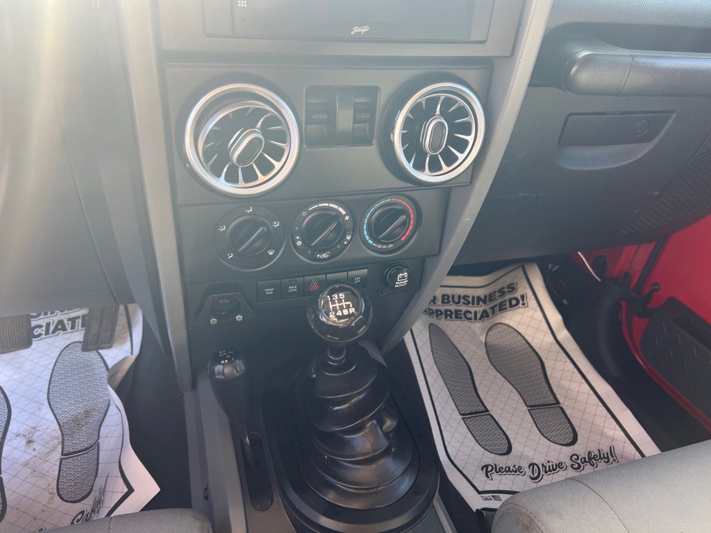 2008 Jeep Wrangler Image 10