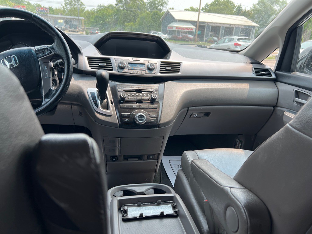 2012 Honda Odyssey Image 7