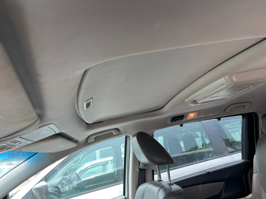2012 Honda Odyssey Image 12