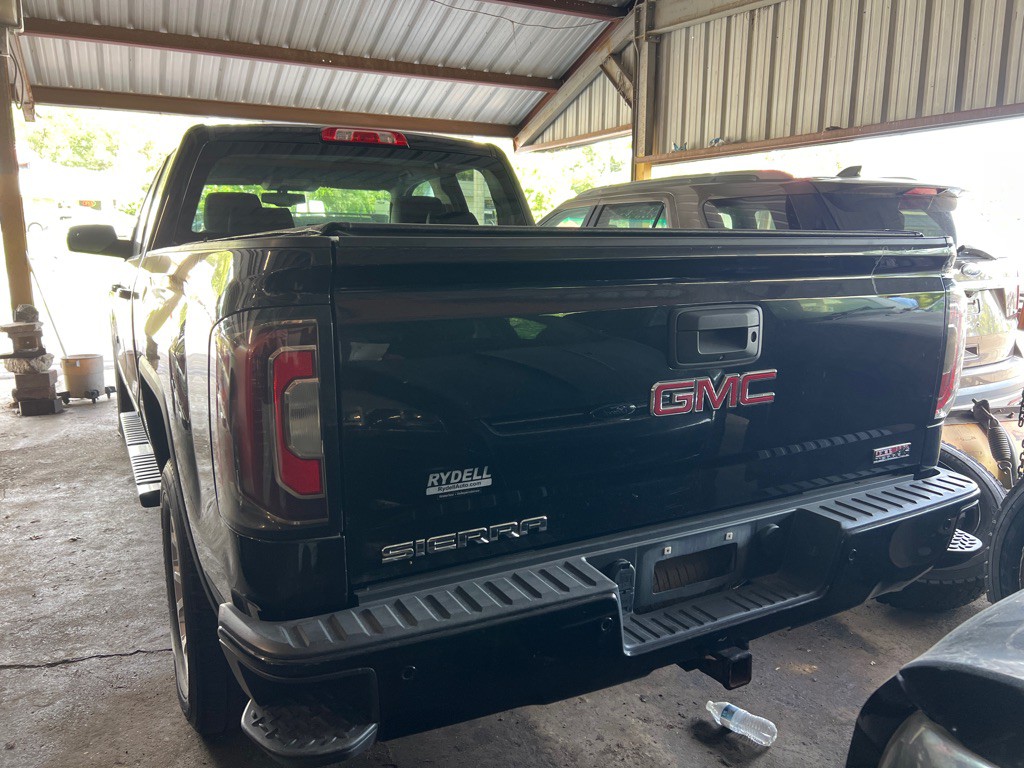 2017 GMC Sierra Image 4