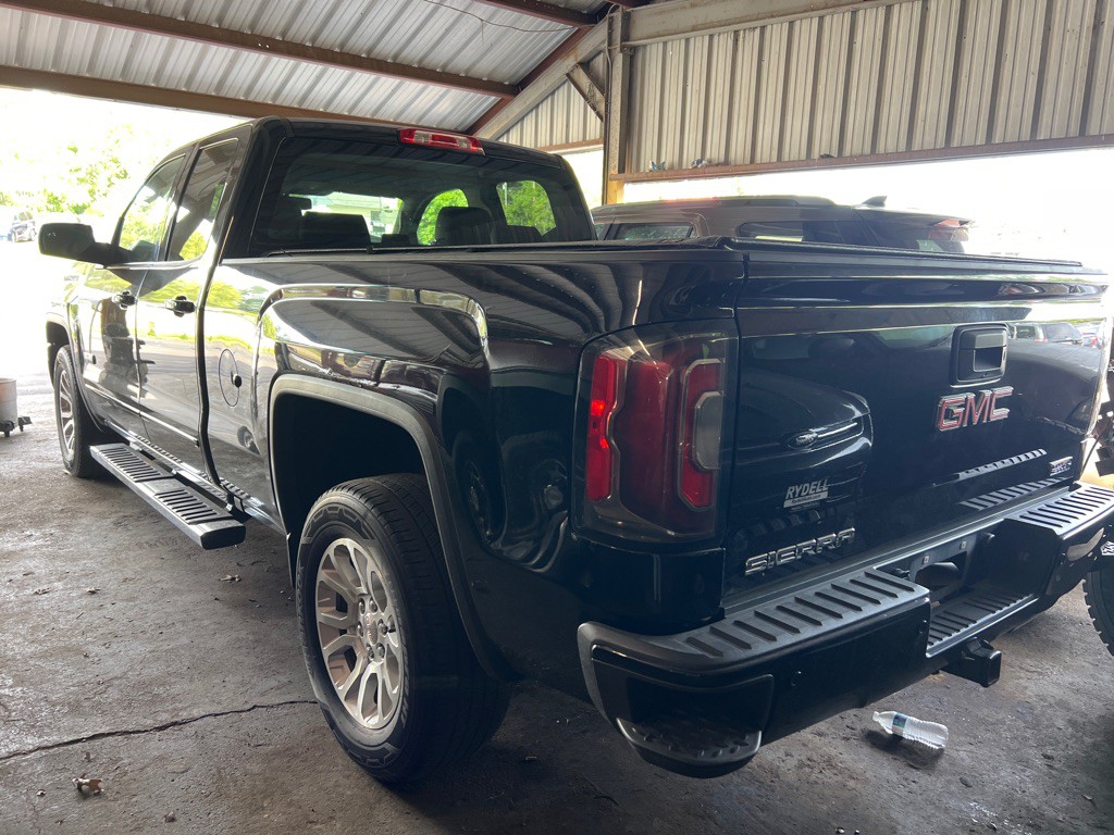 2017 GMC Sierra Image 5