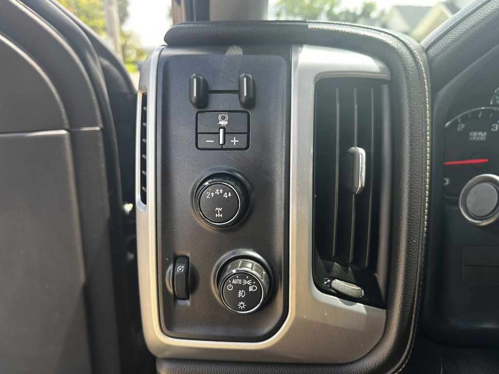 2019 GMC Sierra Image 10