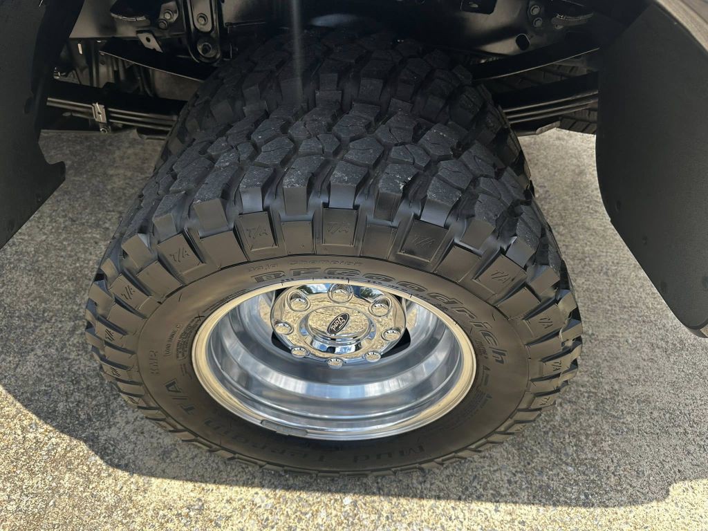 2023 Ford F-350 Image 12