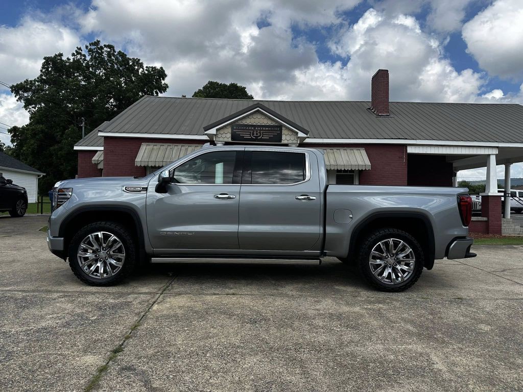 2024 GMC Sierra Image 1