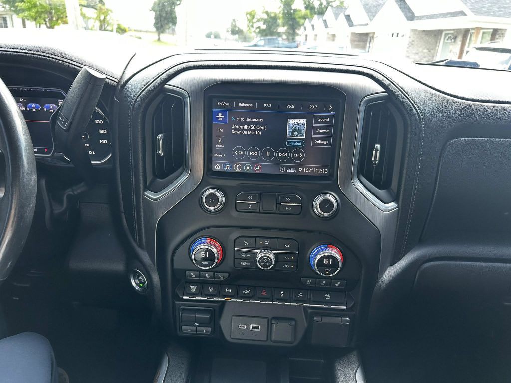2020 GMC Sierra Image 11