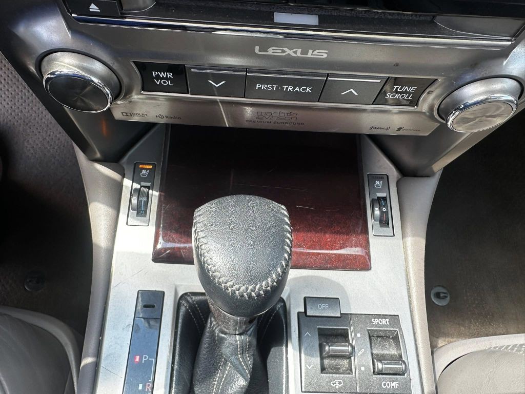 2014 Lexus GX Image 13