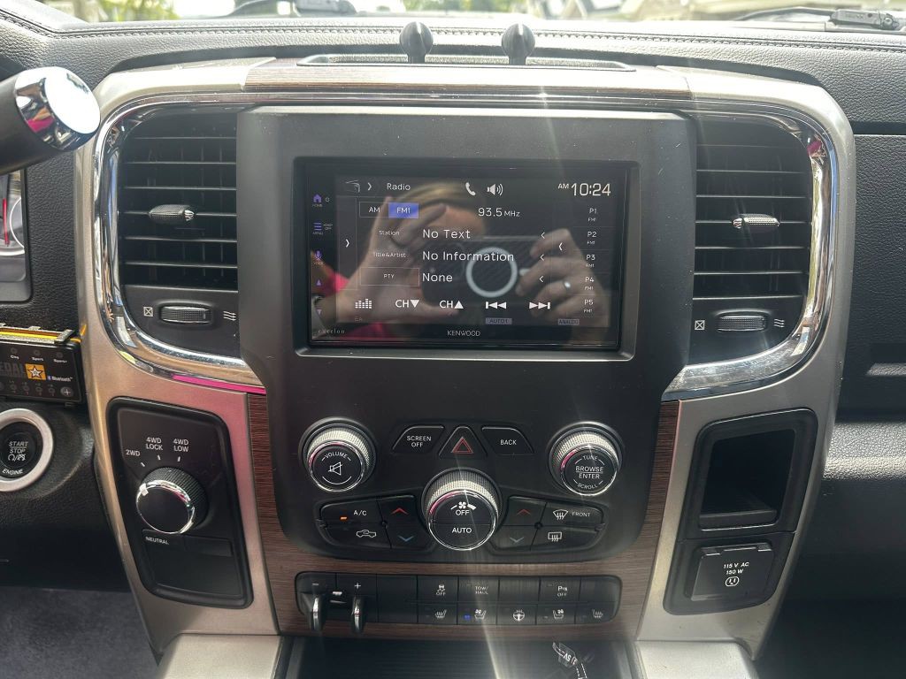 2015 RAM 2500 Image 10