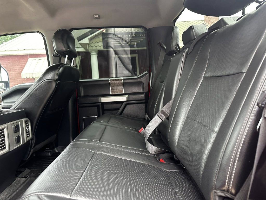 2017 Ford F-350 Image 7