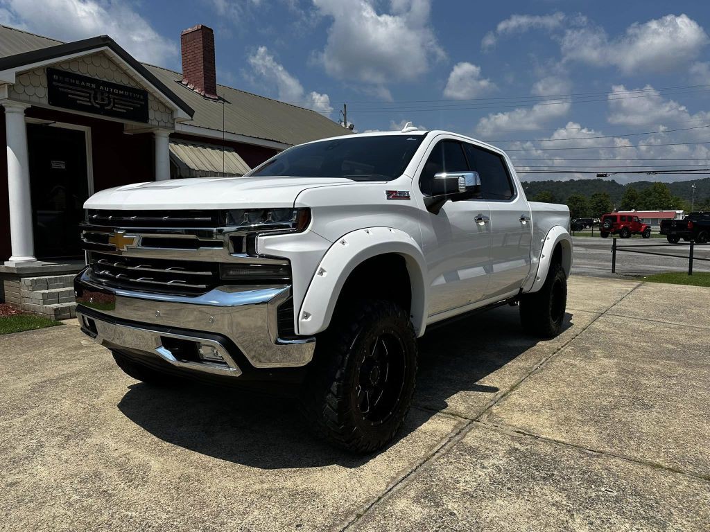2021 Chevrolet Silverado 1500 Image 2