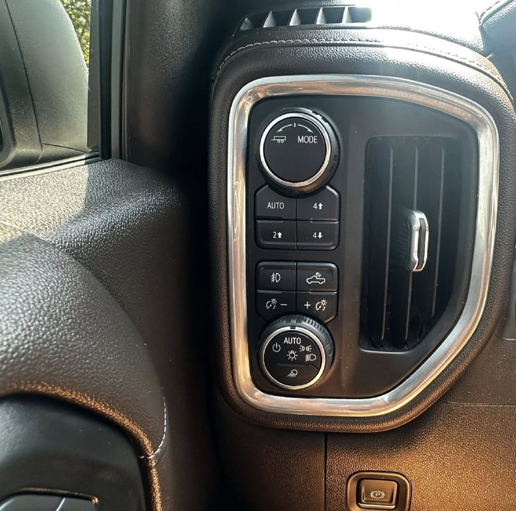 2021 Chevrolet Silverado 1500 Image 11
