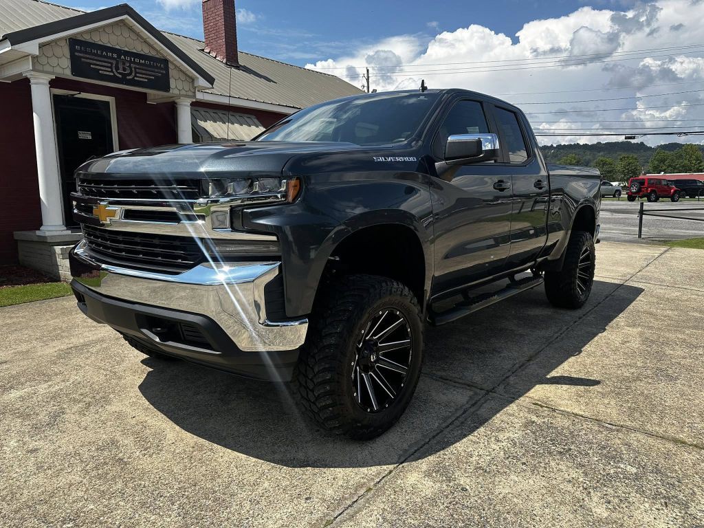 2020 Chevrolet Silverado 1500 Image 2