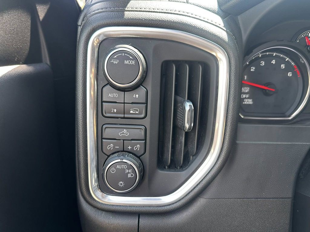 2020 Chevrolet Silverado 1500 Image 11