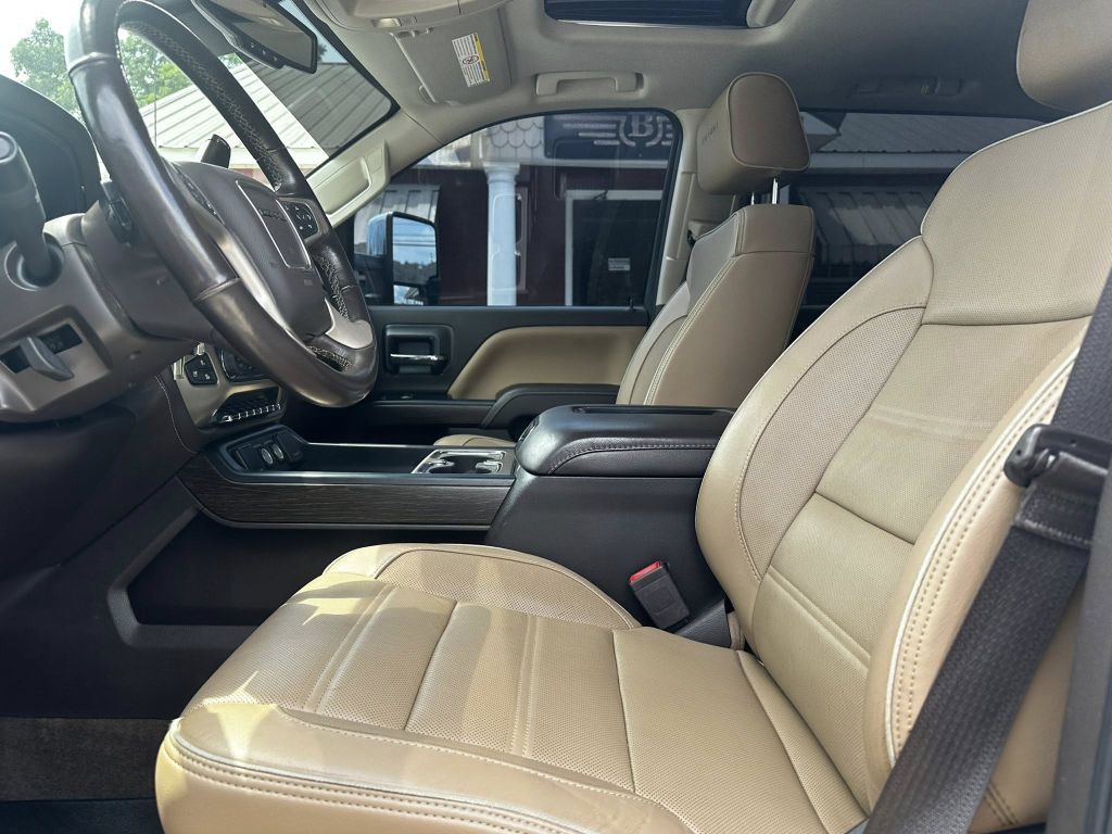 2019 GMC Sierra Image 6