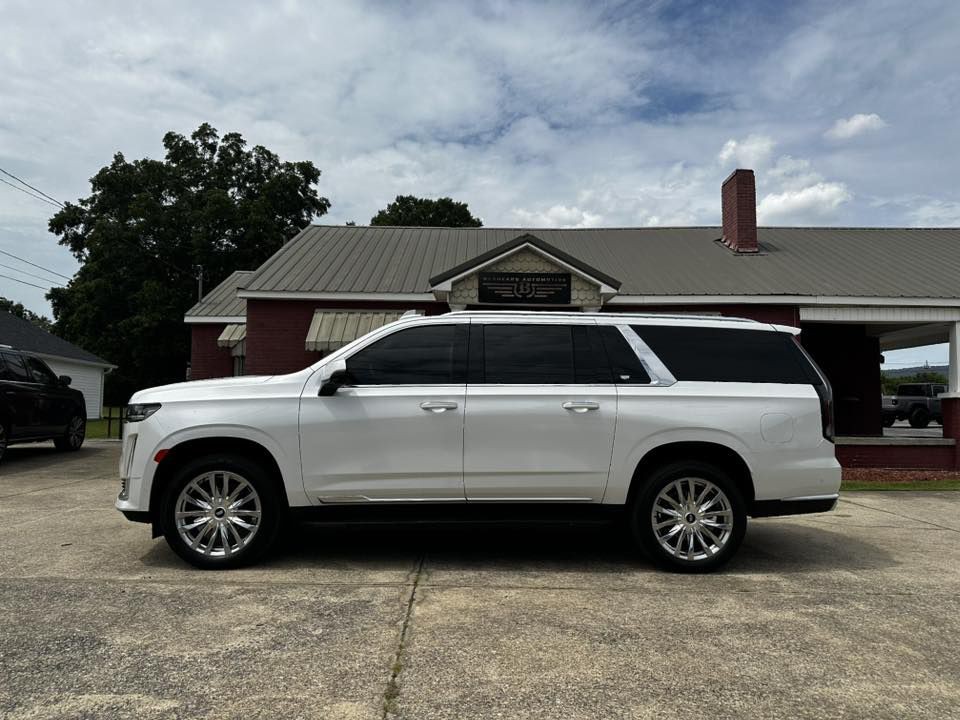 2024 Cadillac Escalade Image 1