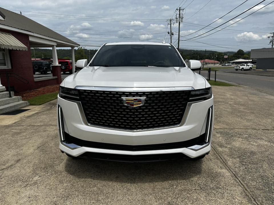 2024 Cadillac Escalade Image 3