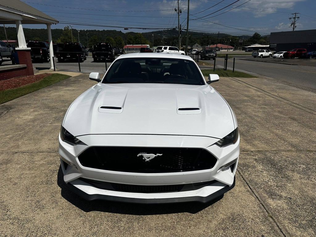 2022 Ford Mustang Image 3