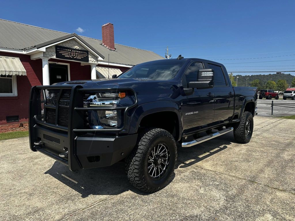 2021 Chevrolet Silverado 1500 Image 2