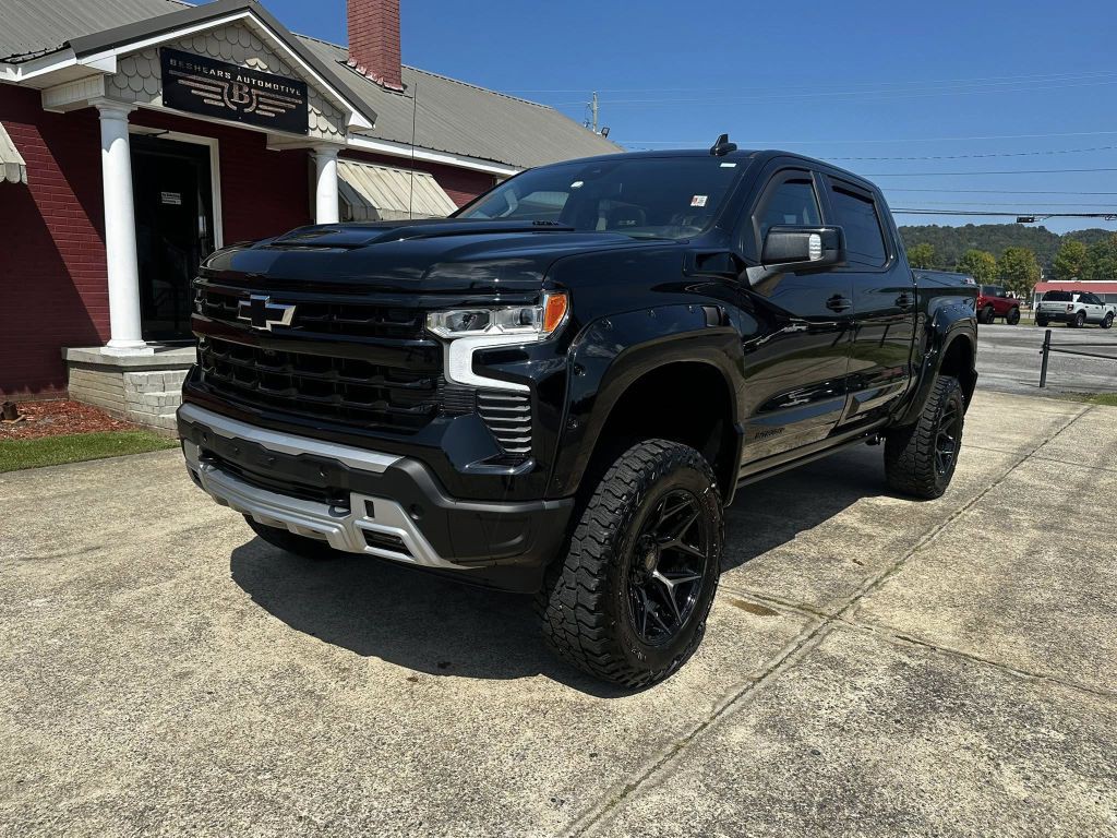 2023 Chevrolet Silverado 1500 Image 2