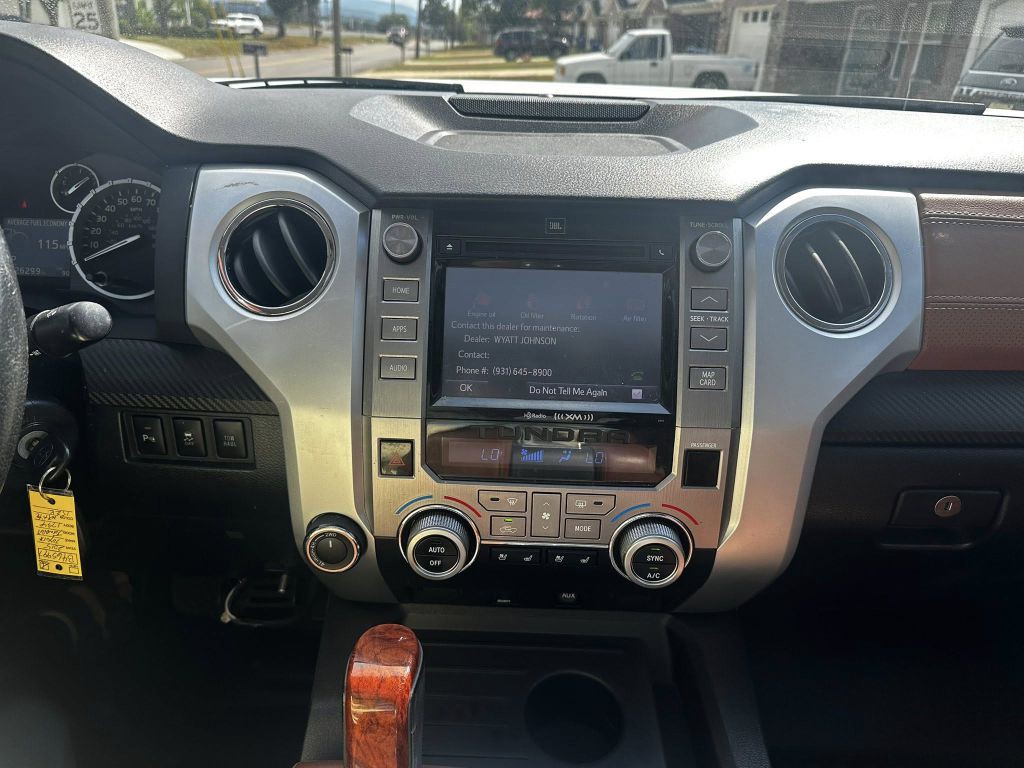 2015 Toyota Tundra Image 10