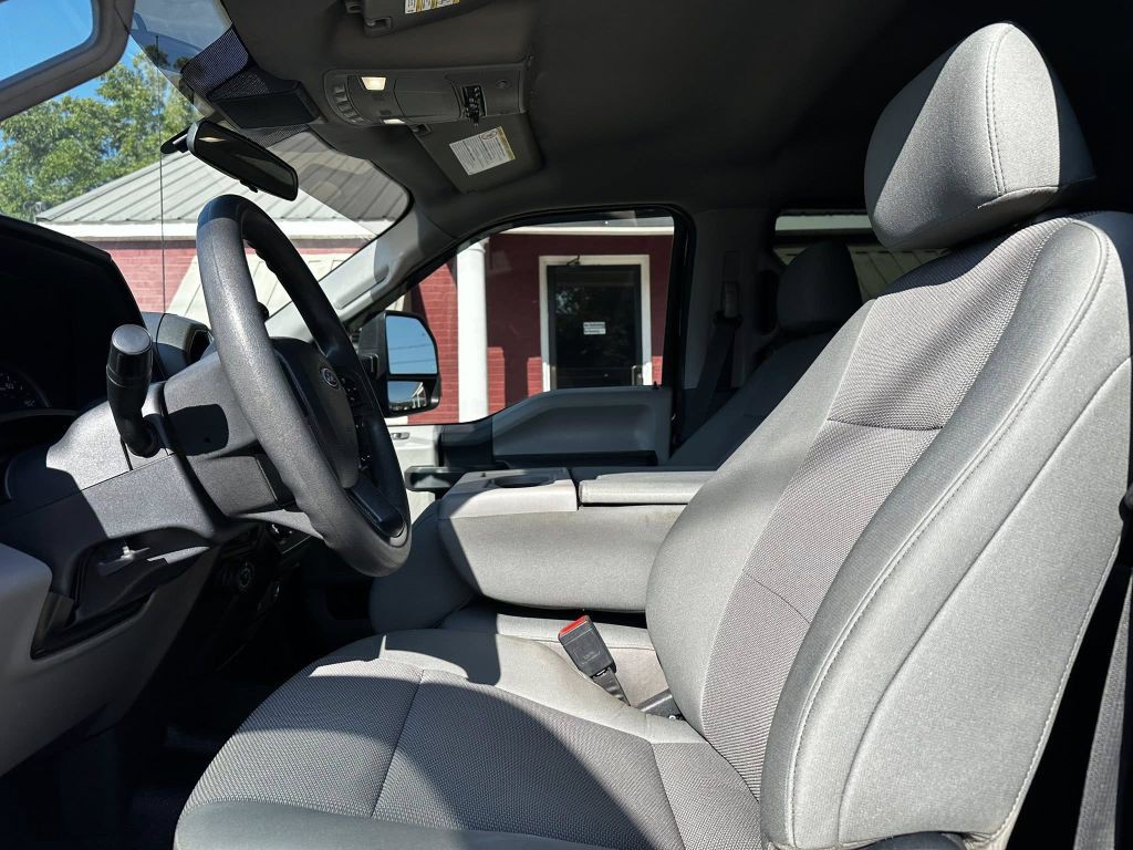 2022 Ford F-250 Image 6