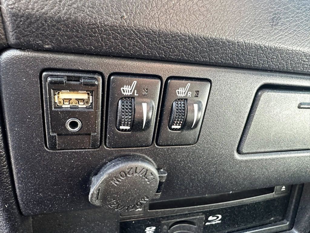 2017 Toyota Sienna Image 15