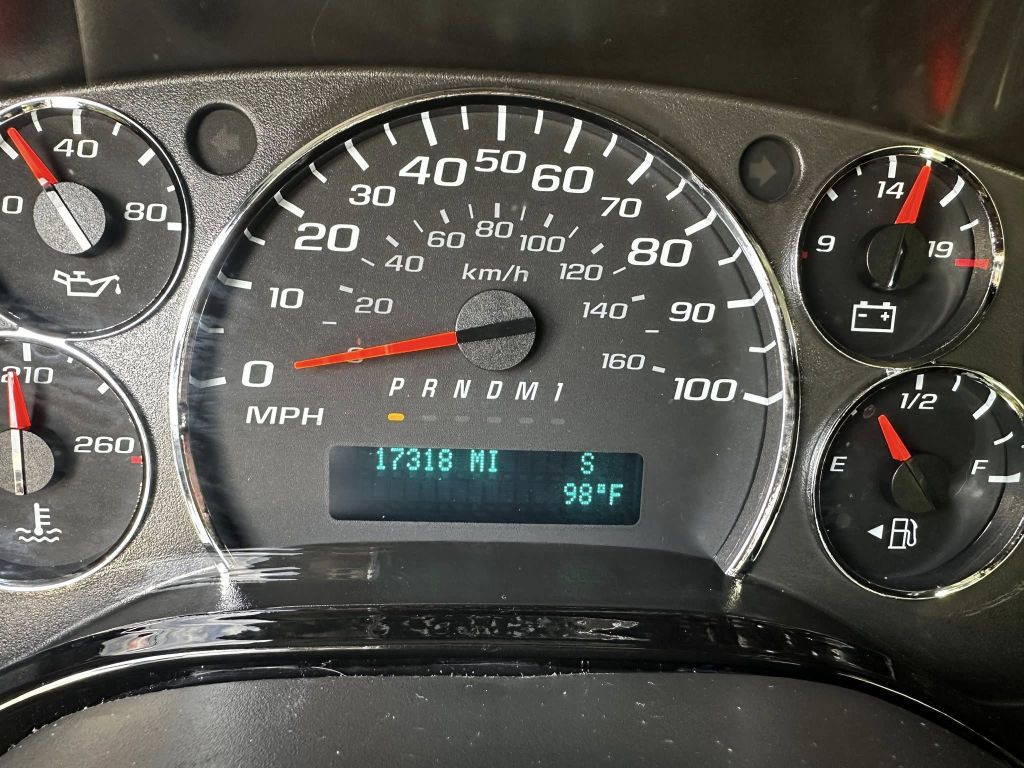 2019 Chevrolet Express Image 11