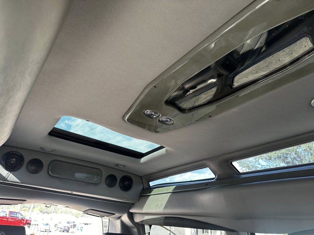 2019 Chevrolet Express Image 16