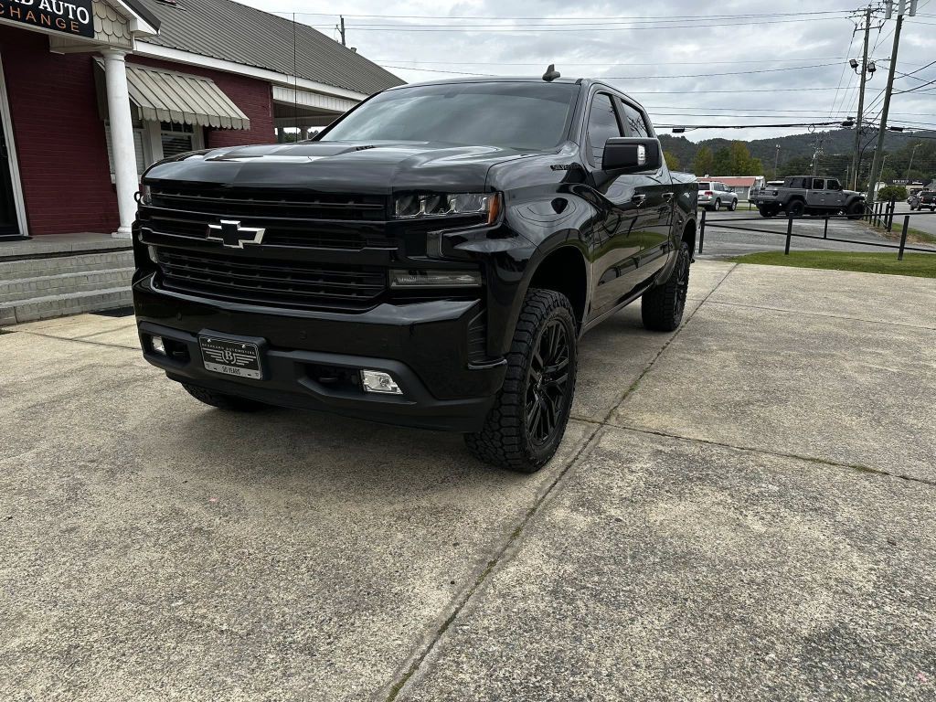 2020 Chevrolet Silverado 1500 Image 2