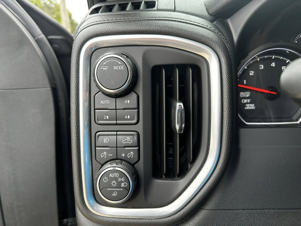 2020 Chevrolet Silverado 1500 Image 12