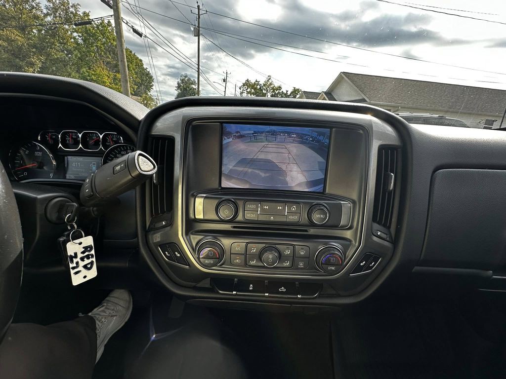 2018 Chevrolet Silverado 1500 Image 9
