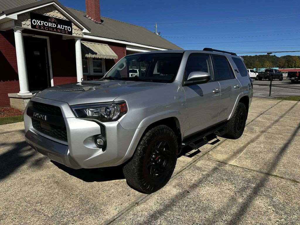 2022 Toyota 4Runner Image 2