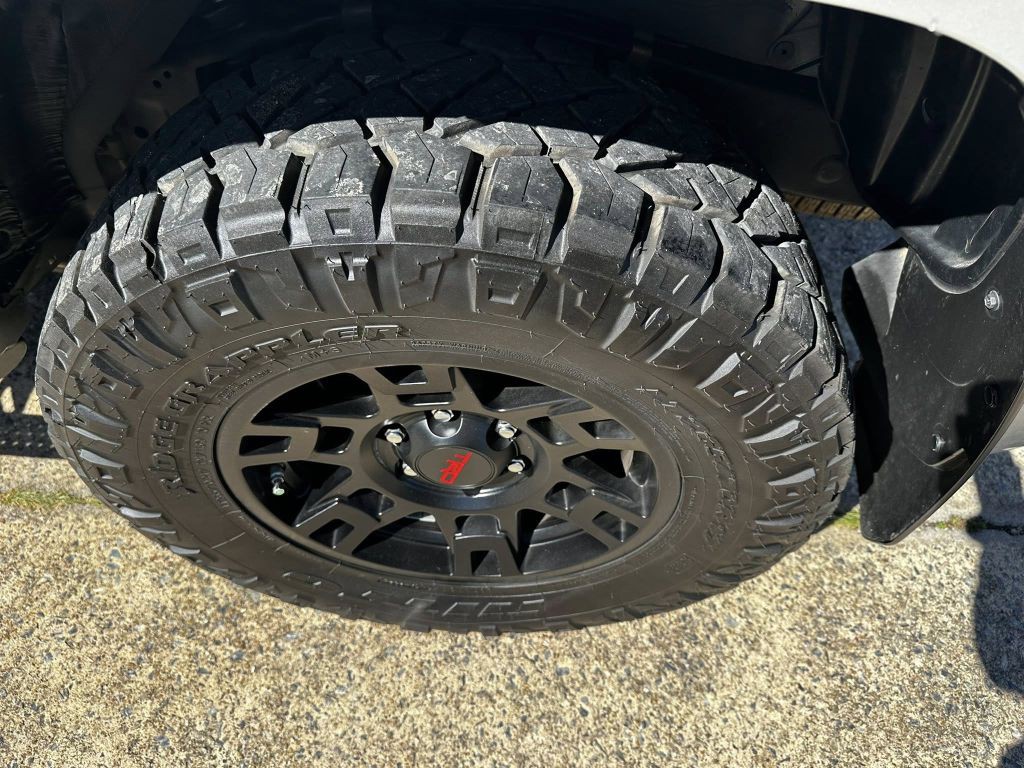 2022 Toyota 4Runner Image 11