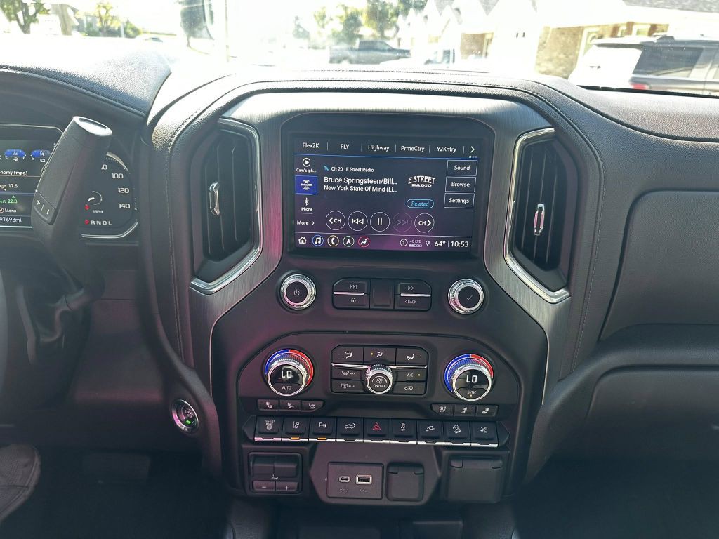 2023 GMC Sierra Image 10