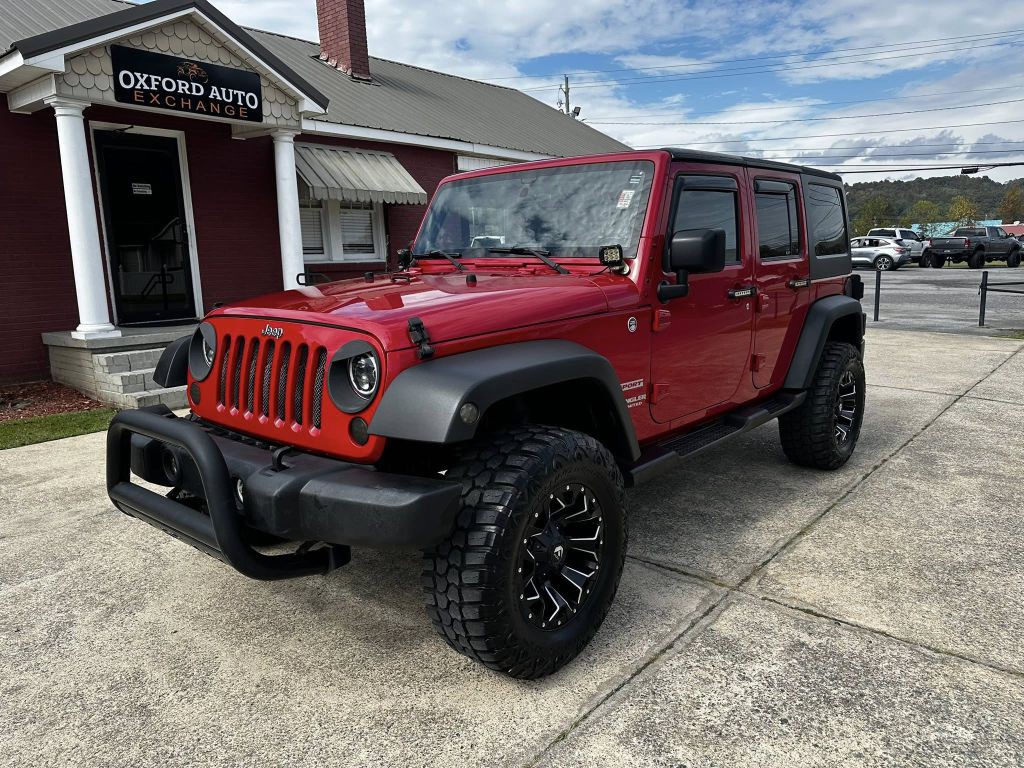 2012 Jeep Wrangler Unlimited Image 2