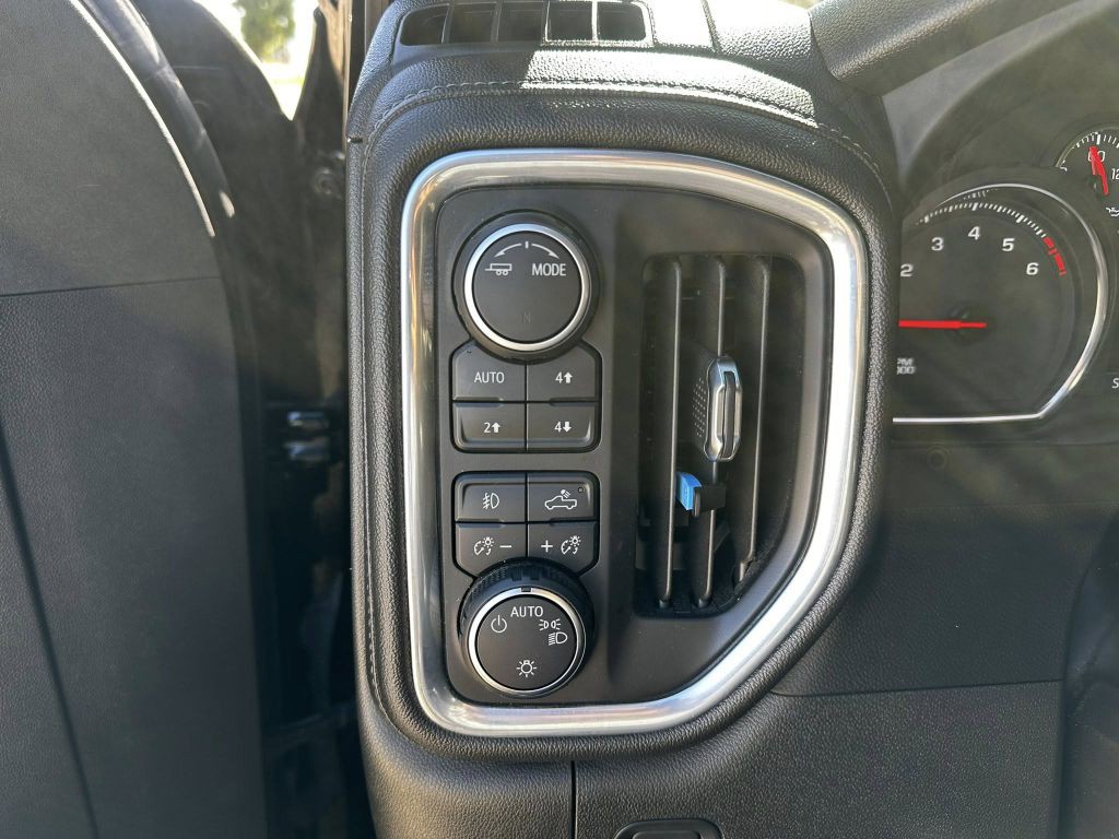 2022 Chevrolet Silverado 1500 Image 11