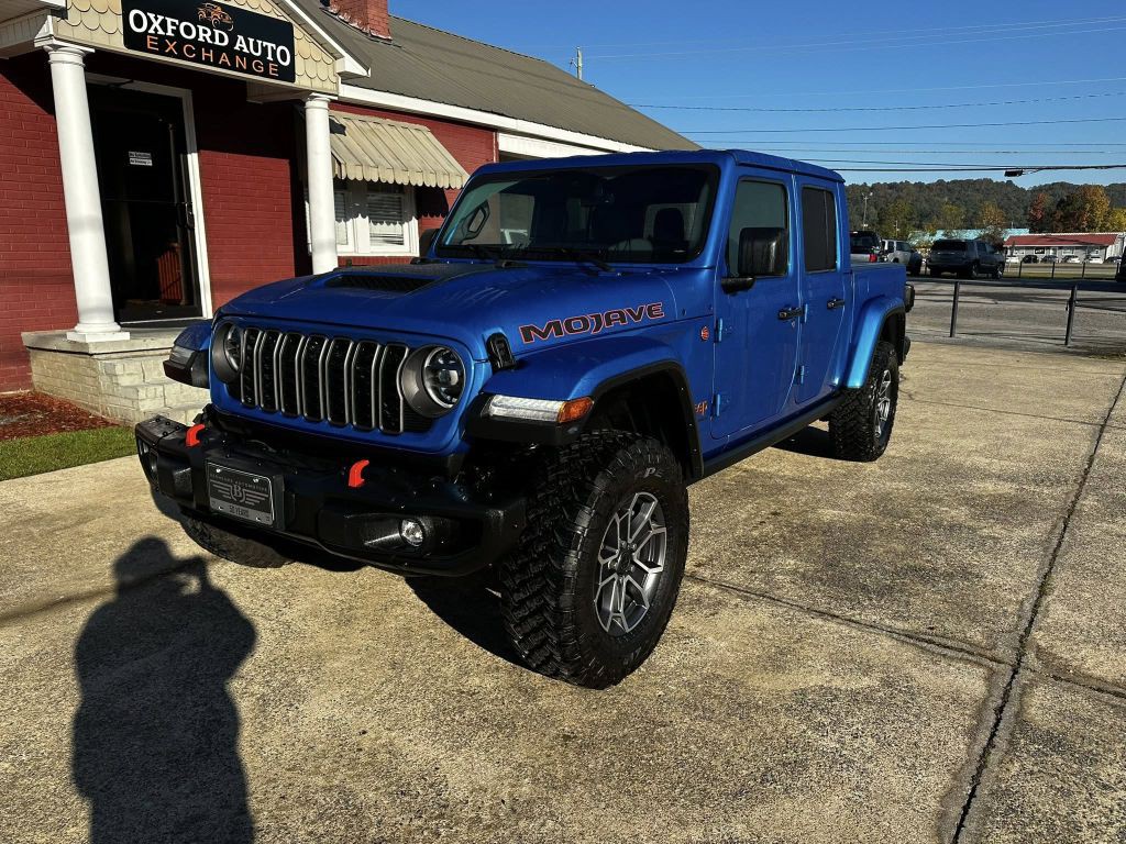 2024 Jeep Gladiator Image 2