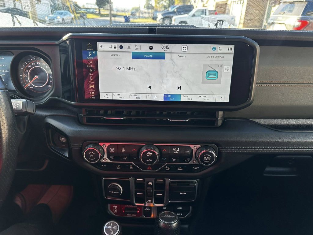 2024 Jeep Gladiator Image 8