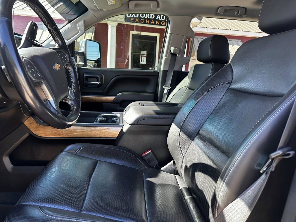 2019 Chevrolet Silverado 1500 Image 6