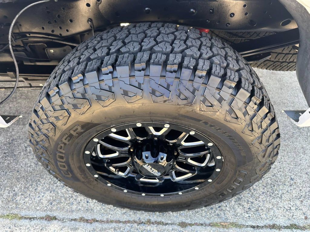 2015 Ford F-250 Image 11