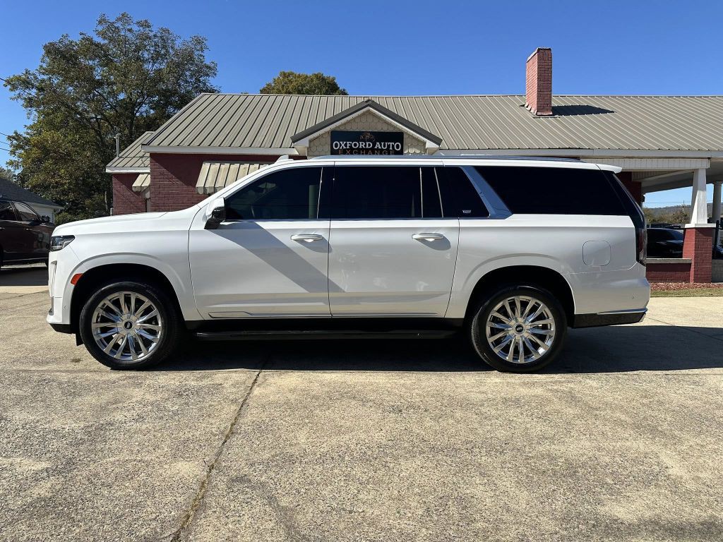 2024 Cadillac Escalade Image 1