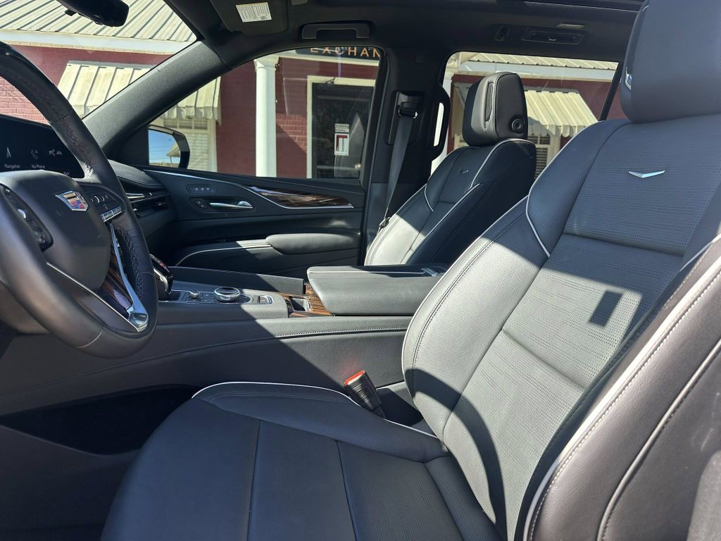 2024 Cadillac Escalade Image 6