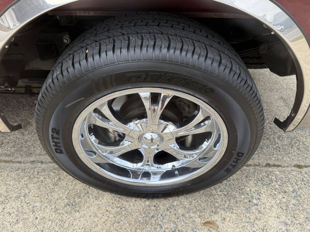 2004 Ford F-150 Image 10