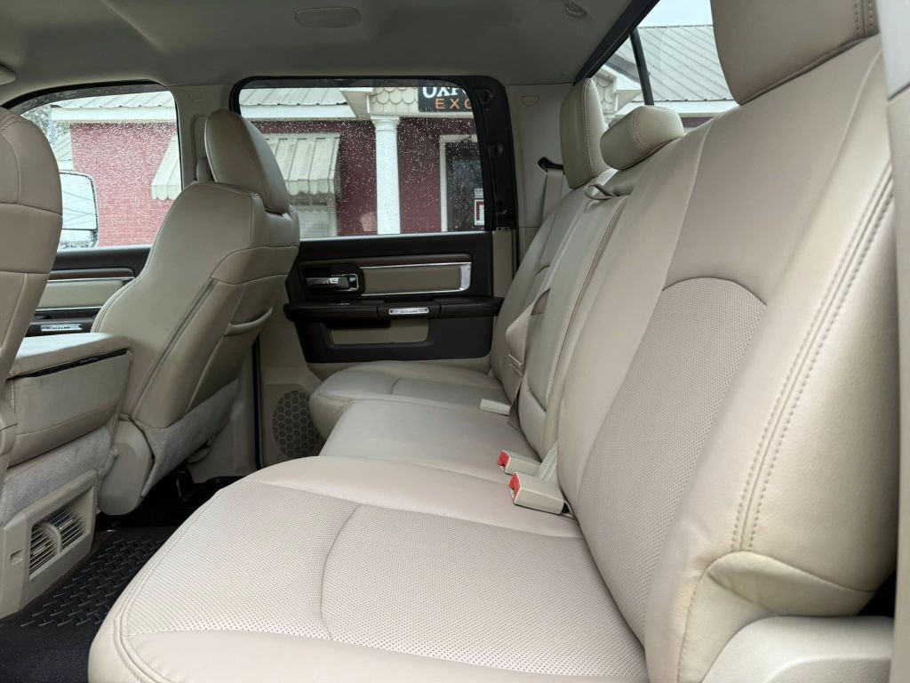 2014 RAM 2500 Image 7