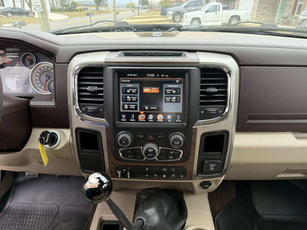 2014 RAM 2500 Image 10