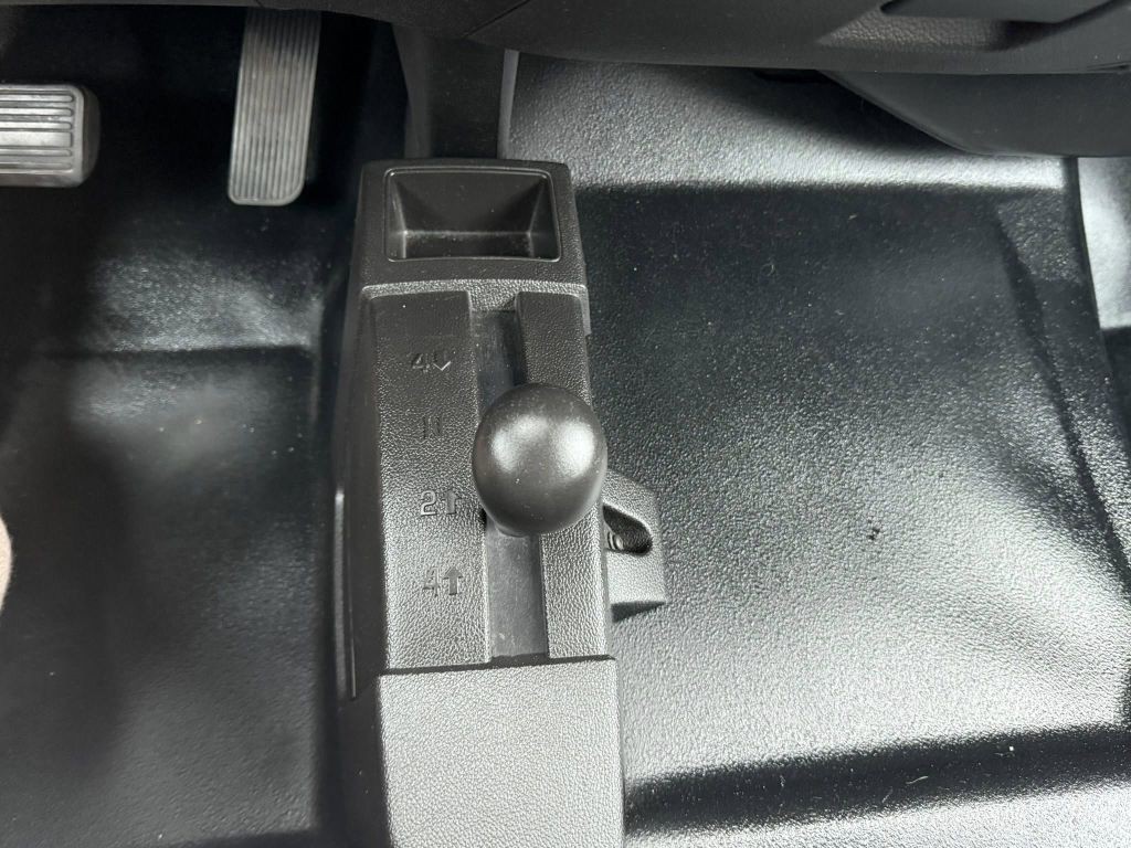 2016 Chevrolet Silverado 1500 Image 12