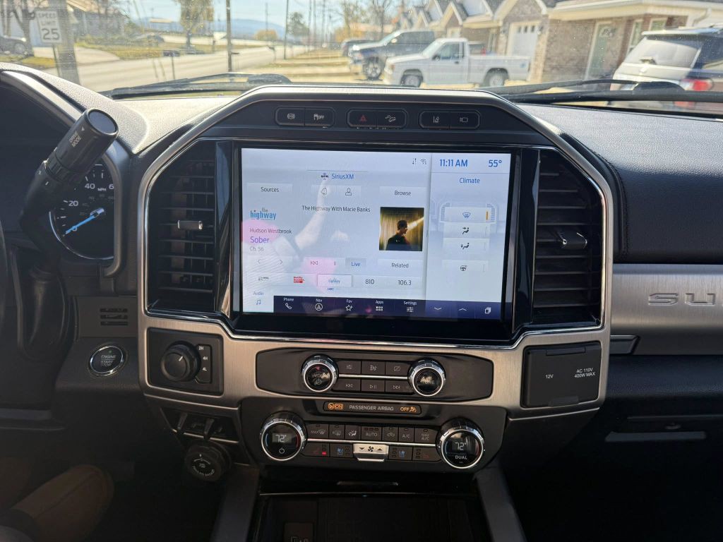 2022 Ford F-350 Image 10