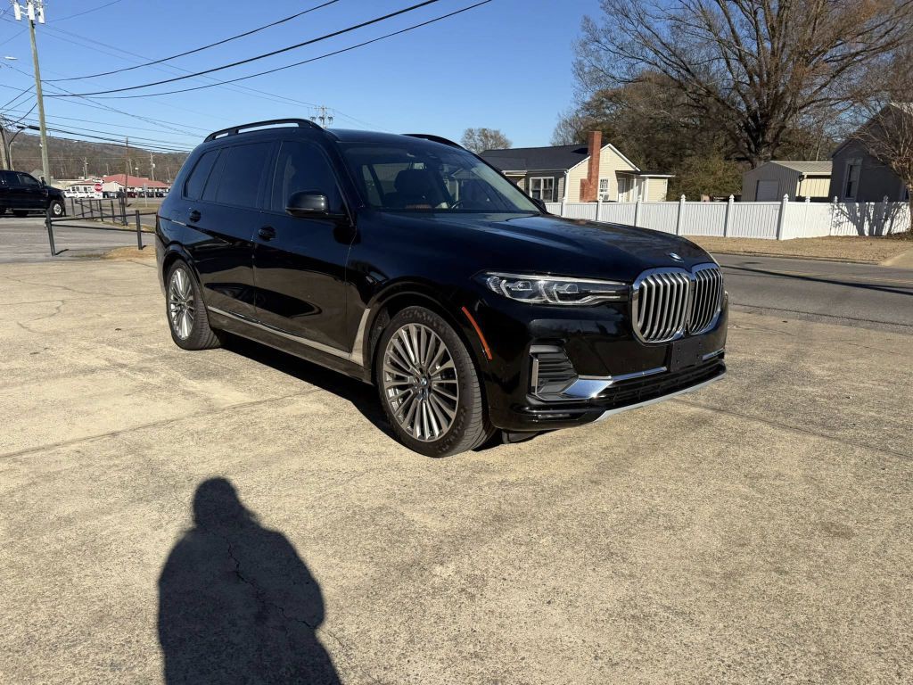 2021 BMW X7 Image 4