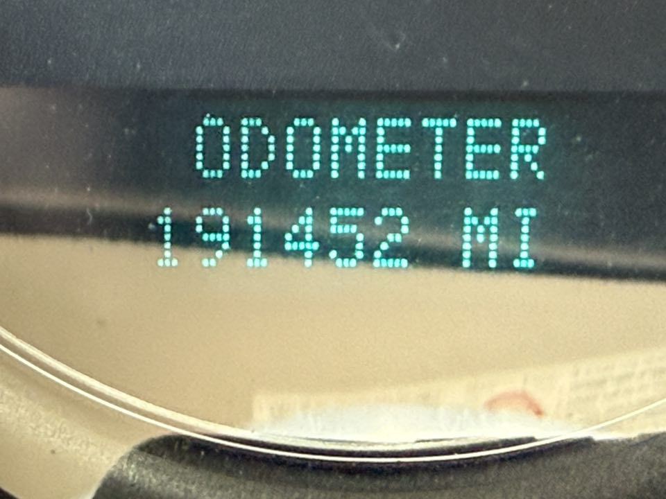 2008 GMC Sierra Image 8