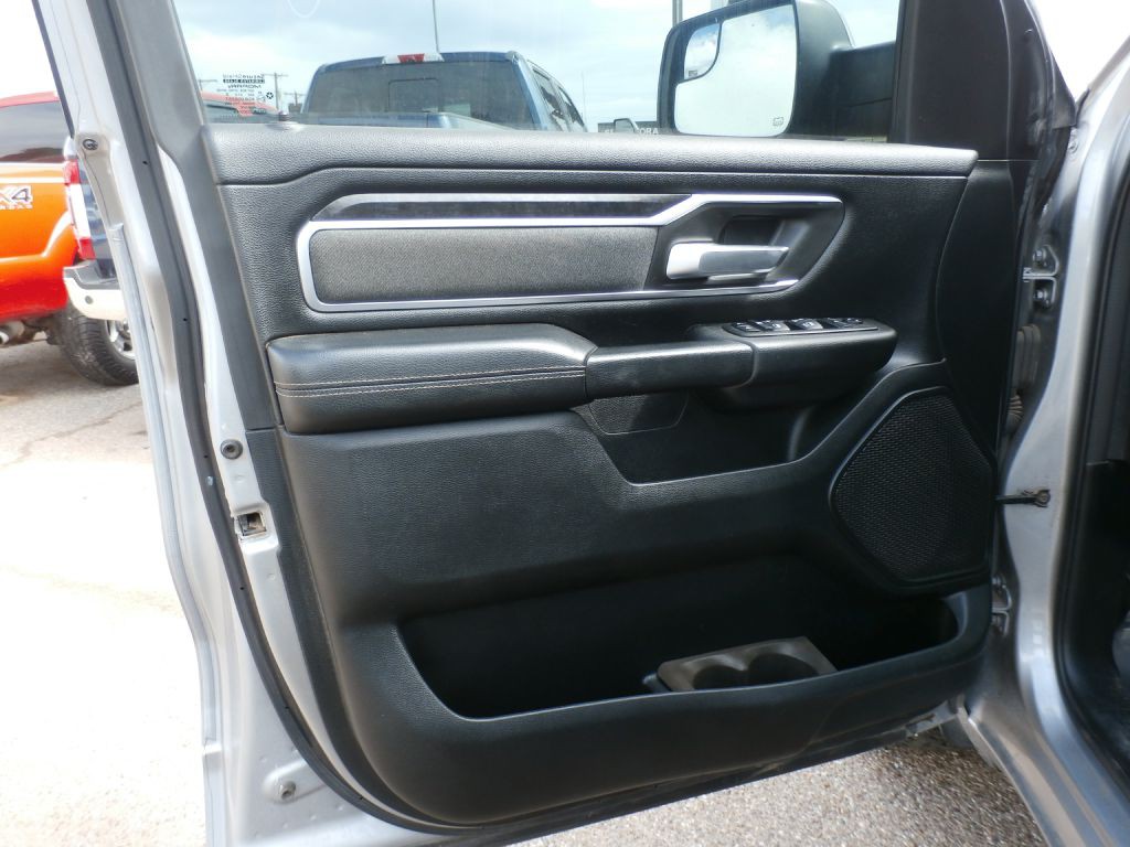 2020 RAM 1500 Image 6
